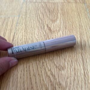 L'Oreal Black Voluminous Mascara